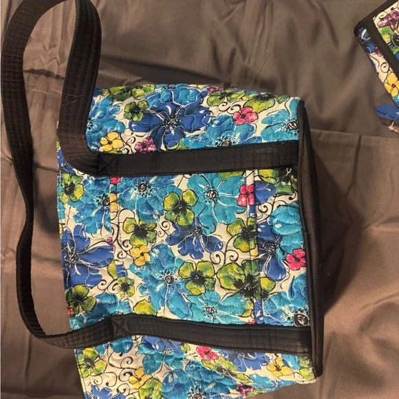 Donna Sharp Blue & Green Quilted Purse and Matching Wallet - Picture 5 of 9